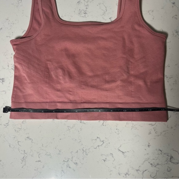 Knix Good To Go Seamless Crop Tank Dusty Rose Ribbed Pink Mauve Top Sz Medium - Picture 3 of 8